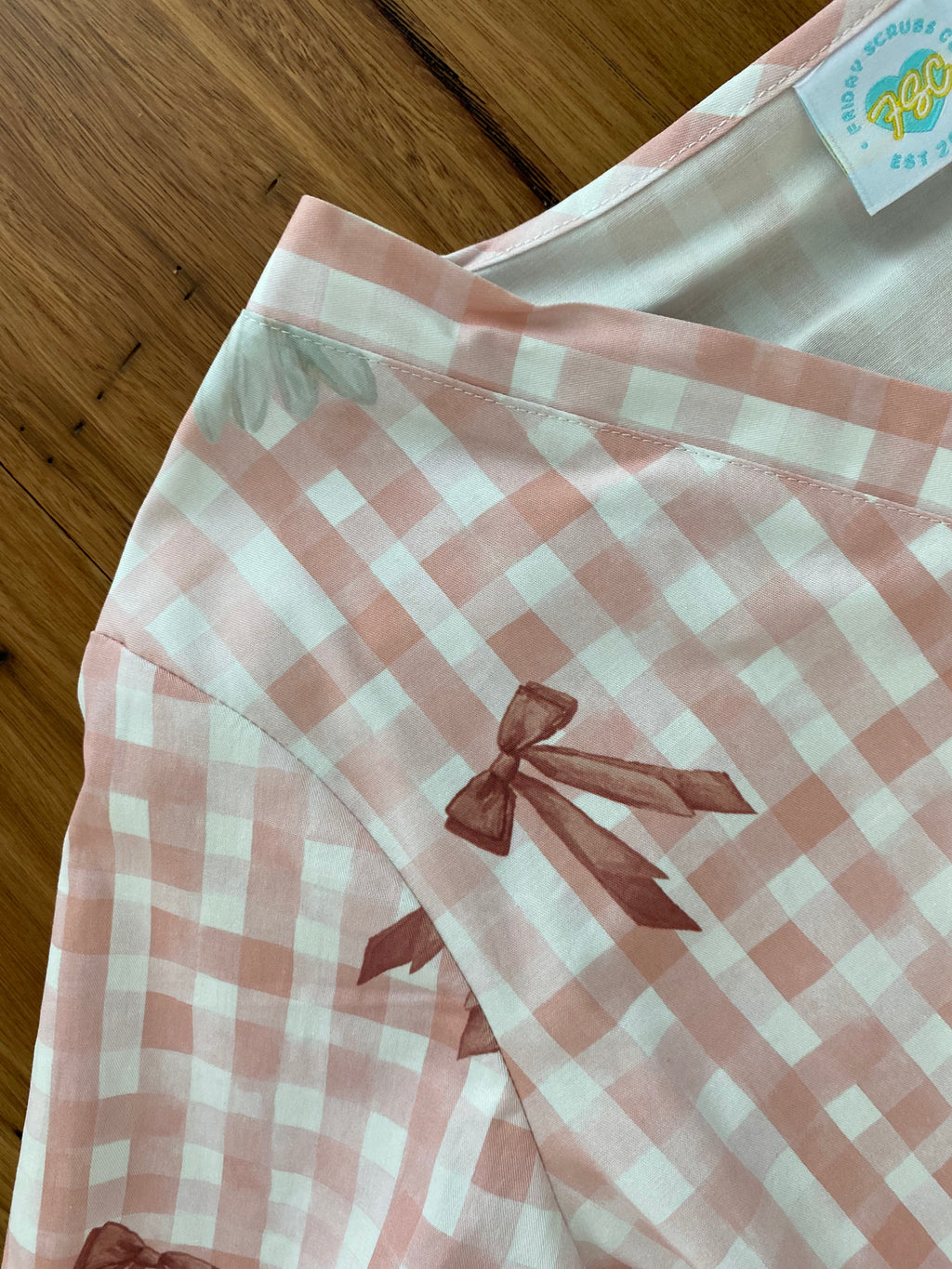 Country Bloom Scrubs Set