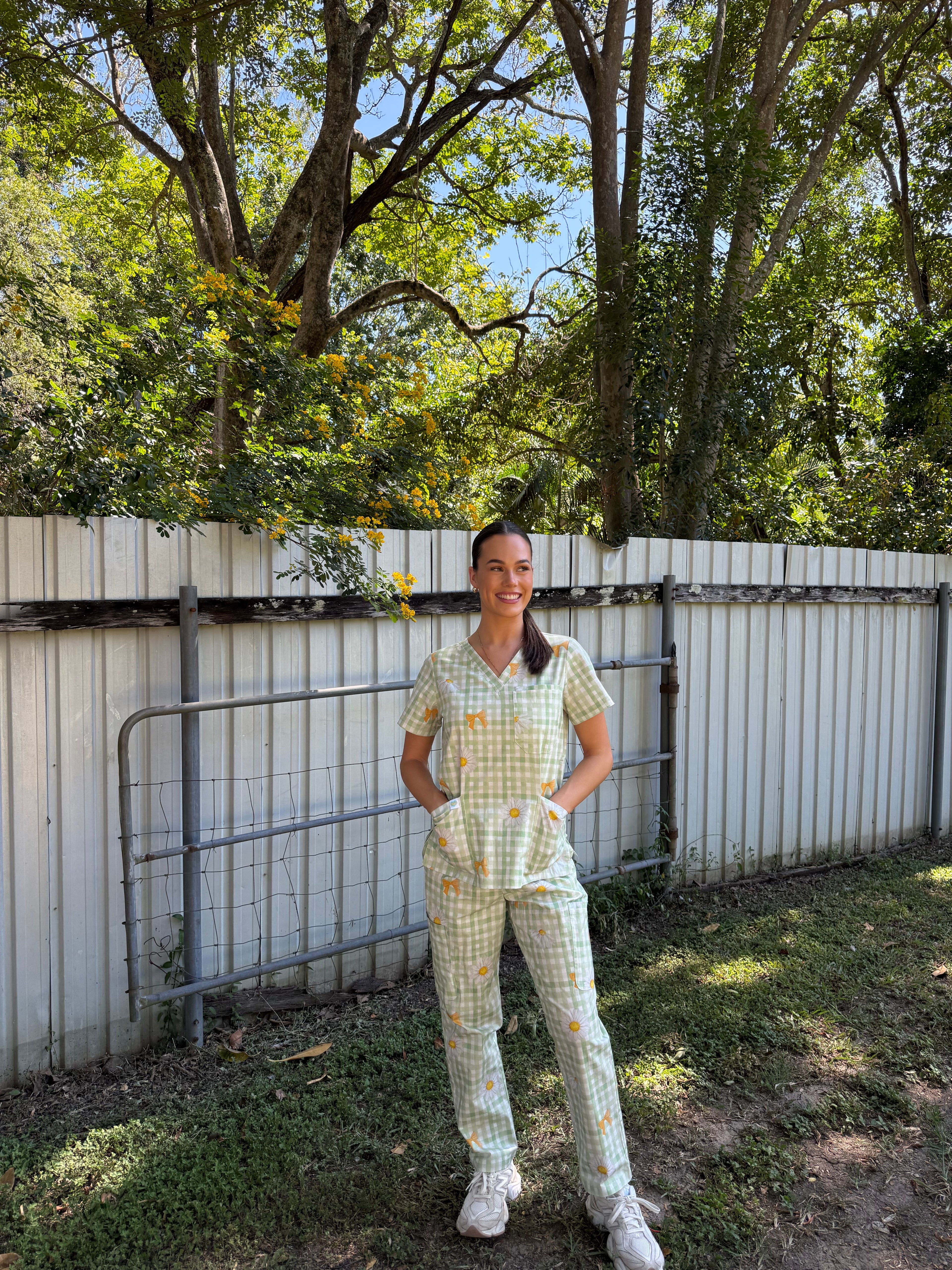 Daisy Meadow Scrubs Set